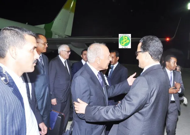 وزير الخارجية الموريتاني إسلك ولد أحمد إزيد بيه في استقبال الأمين ال