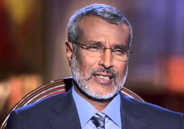 "حاتم" يدعو الشعوب العربية للاستفادة من الدرس التركي