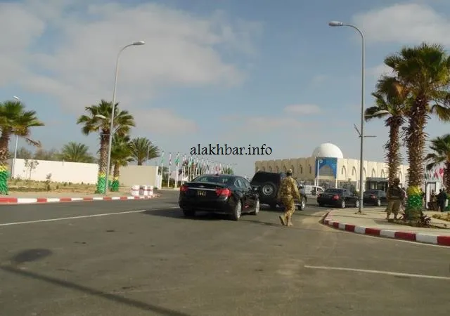 "لمسات" اللحظة الأخيرة قبل انطلاقة القمة (صور)