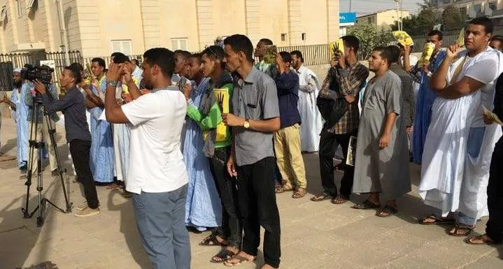 شباب موريتانيون يحيون الذكرى الثالثة لمجزرة رابعة