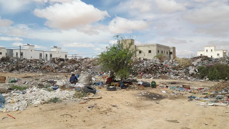 شكاوى من مكب نفايات داخل حي سكني بتفرغ زينة