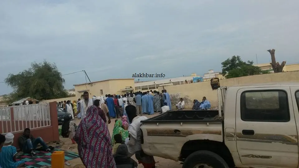 الأخبار ترصد الطوابير أمام وكالة سجل السكان (صور)
