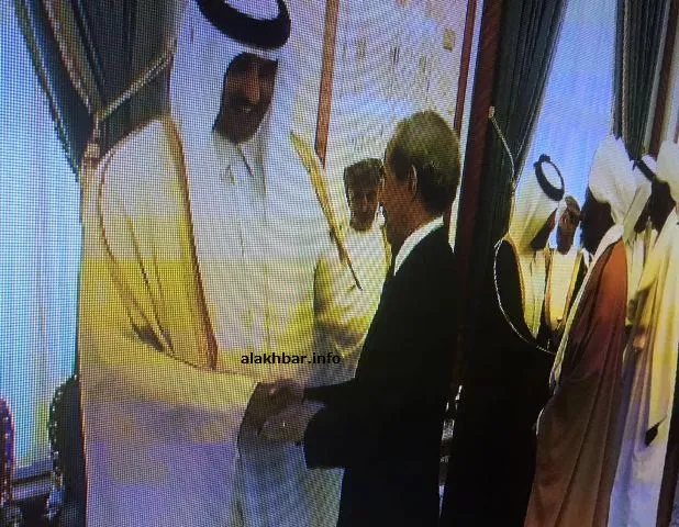 رئيس موريتانيا الأسبق معاوية ولد الطايع خلال تقديم التعازي في الأمي?