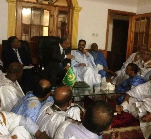 الوزير الأمين العام للرئاسة مولاي ولد محمد الأغظف خلال اجتماعه مع ال