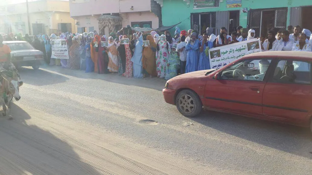 أهالي يوسف ولد الإمام يحتجون بعرفات