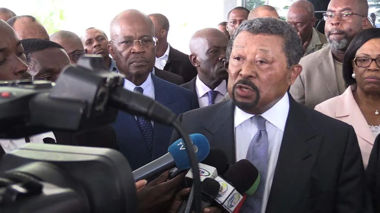 جان بينغ المرشح الخاسر في الانتخابات الرئاسية الغابونية.