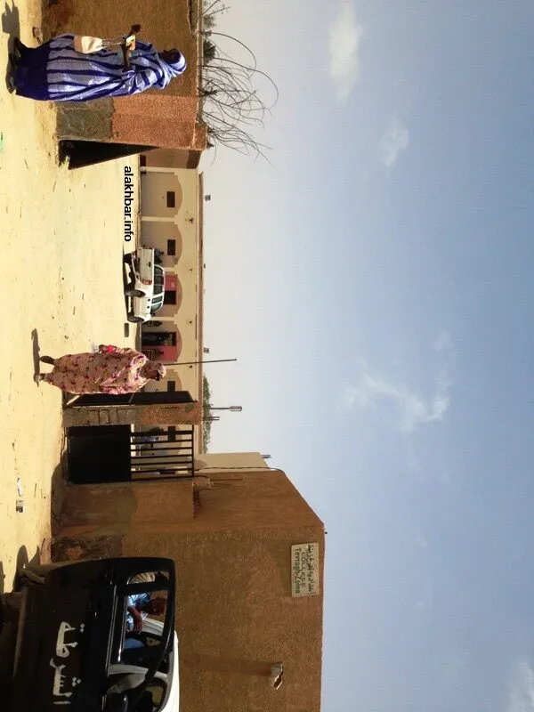 إعدادية تفرغ زينة قرب المدينة، حيث توجد 10 مكاتب تصويت (الأخبار) 
