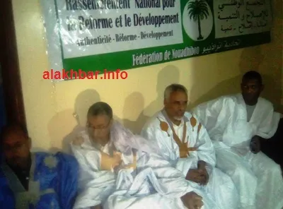 جانب من حضور القيادات في لقاء أطر حزب "تواصل" بمدينة نواذيبو (تصوير ال