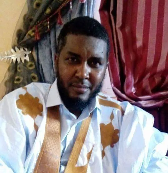 الأستاذ / إسماعيل موسى الشيخ سيدي