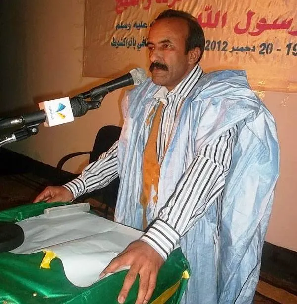 الشاعر الدكتور ادي ولد آدب