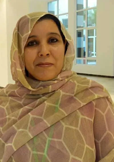 النانة لبات الرشيد - كاتبة وشاعرة صحراوية