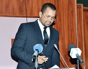 وزير الشؤون الإسلامية والتعليم الأصلي أحمد ولد أهل داوود 