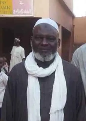 الإمام والداعية عبد الله عزيز ياتاباري.