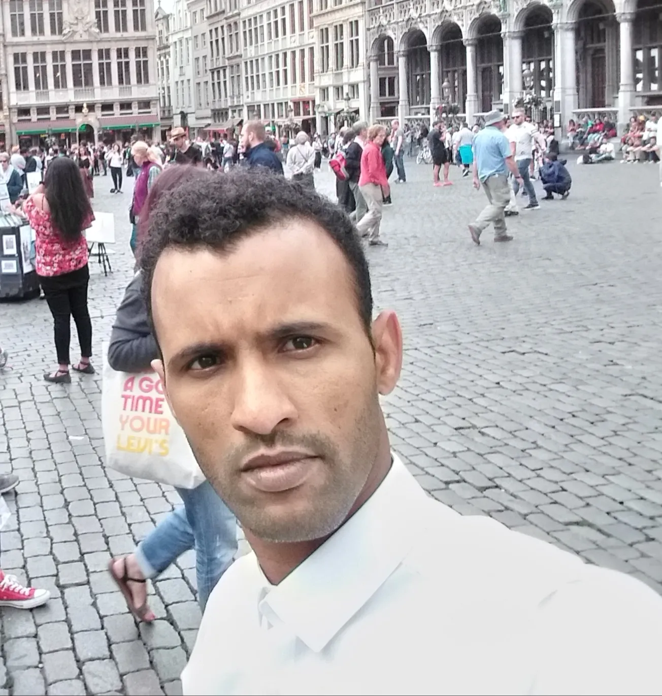 عيسى الطالب عمار - صحفي