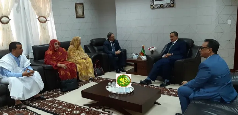 الوفد البرلماني الإفريقي خلال لقائه مع وزير الخارجية إسماعيل ولد ال?