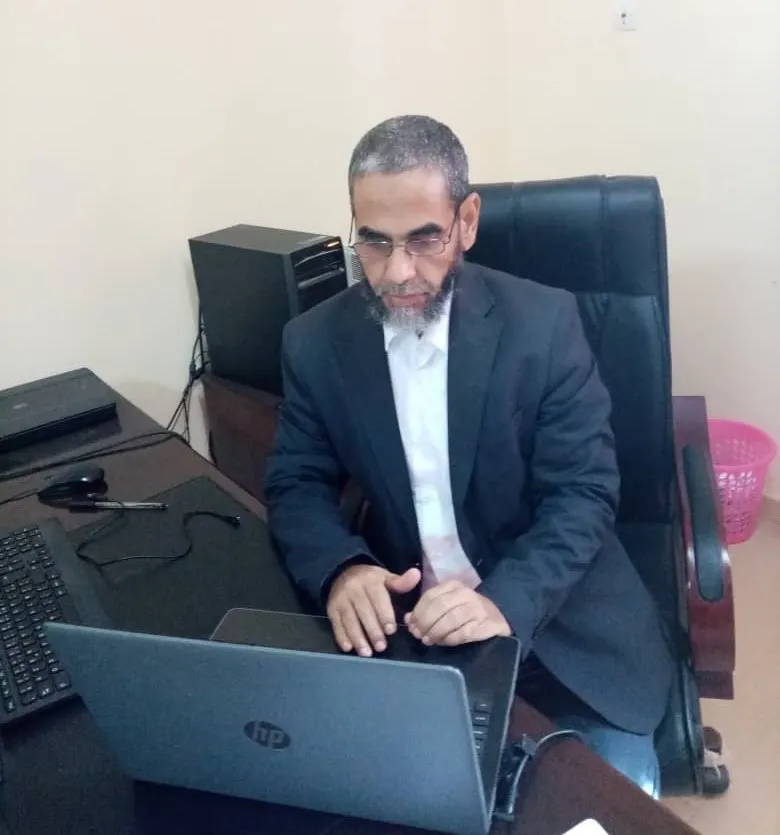  د. محفوظ طالب ولد سيدي -   أستاذ باحث في المعهد العالي لعلوم البحار - ا