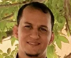 باب / آدو - أستاذ بالمعهد  -  babaadou@gmail.com