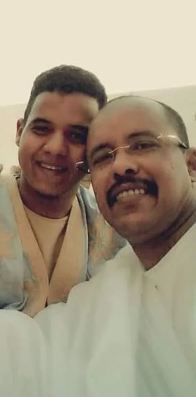 الابن: الب ولد الشيخ الخليفه