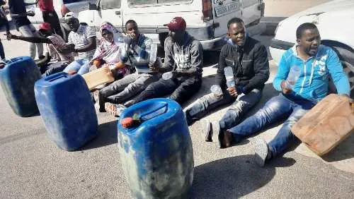 عبر النشطاء عن خيبة أملهم من استمرار العطش/ الأخبار