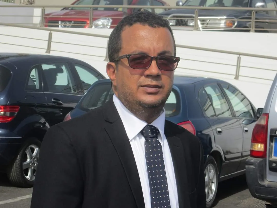 إسماعيل يعقوب الشيخ سيديا - كاتب صحفي