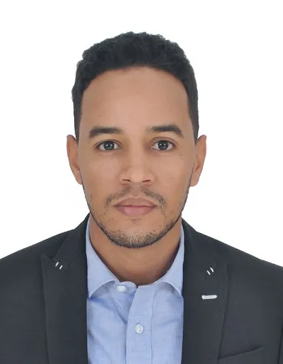 أحمد فال حميين ـ باحث دكتوراه في الهندسة الكهربائية بالمدرسة المحمد?