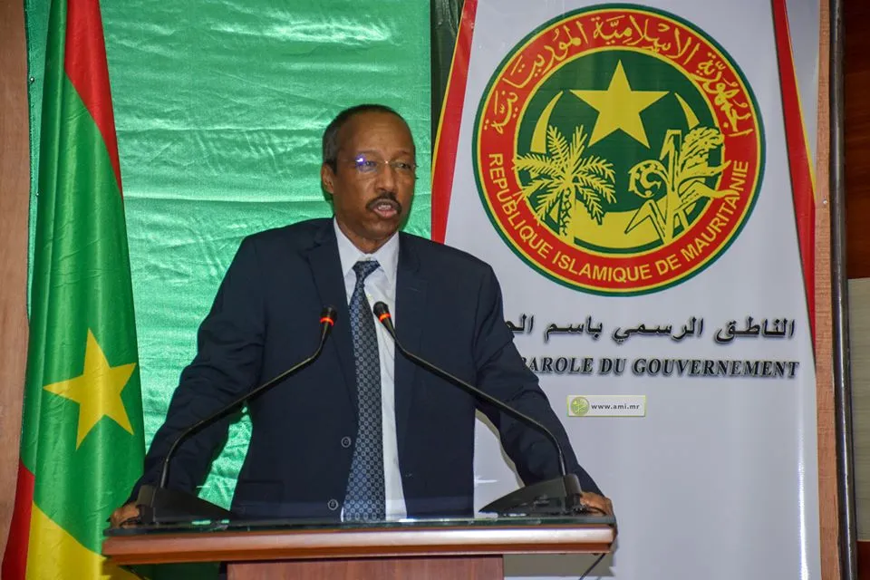 وزير العدل حيمود ولد رمظان خلال مؤتمر صحفي مساء اليوم (وما)