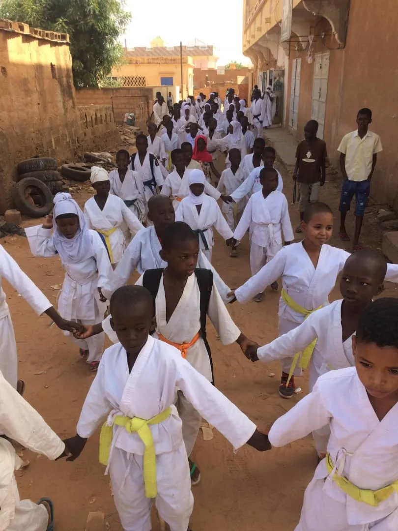 9f7b7098-c247-4243-aa2a-1dfbcebf5d4d