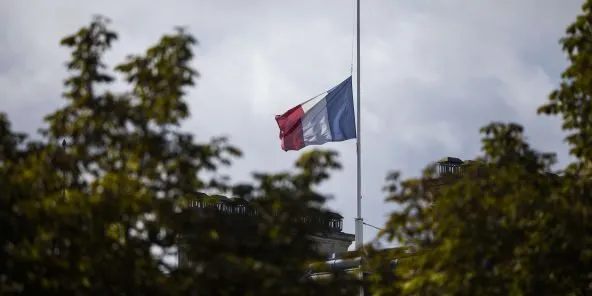 sipa_ap22092307_000003-592x296