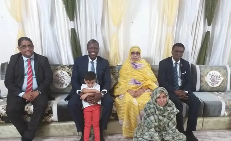 المفوض السامي لمنظمة استثمار نهر السنغال سميغا حمت غاني في منزل الر?