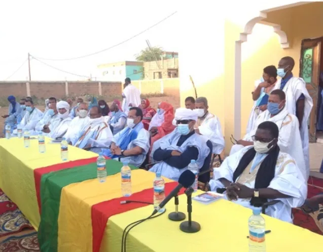 منصة حفل افتتاح المكتب الجديد بمدينة كيفة وسط البلاد