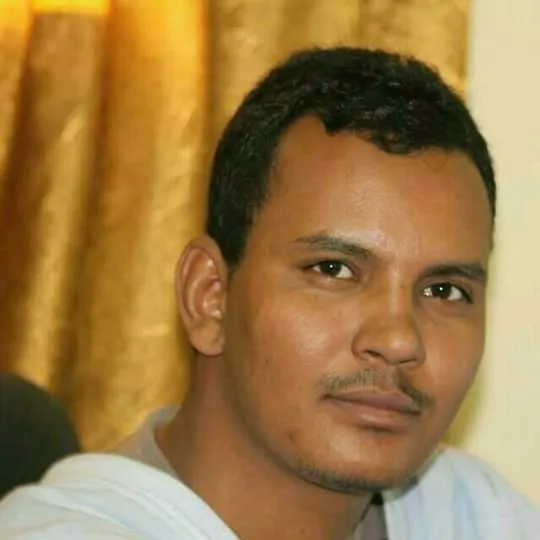 أحمد سالم سيدي عبد الله كاتب صحفي