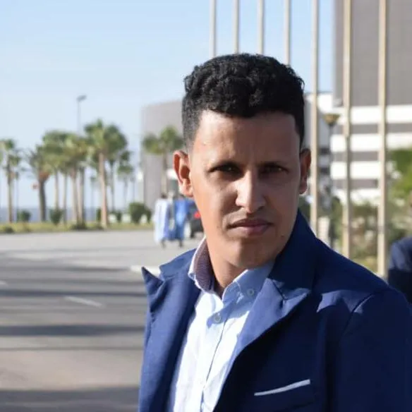  مصطفى سيديا ـ صحفي