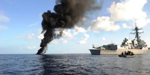 gulf_of_aden_-_disabled_pirate_boat-e1494498012963-592x296-1542202905