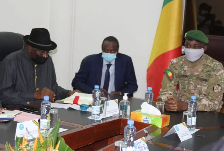 20210608_193704-768x517