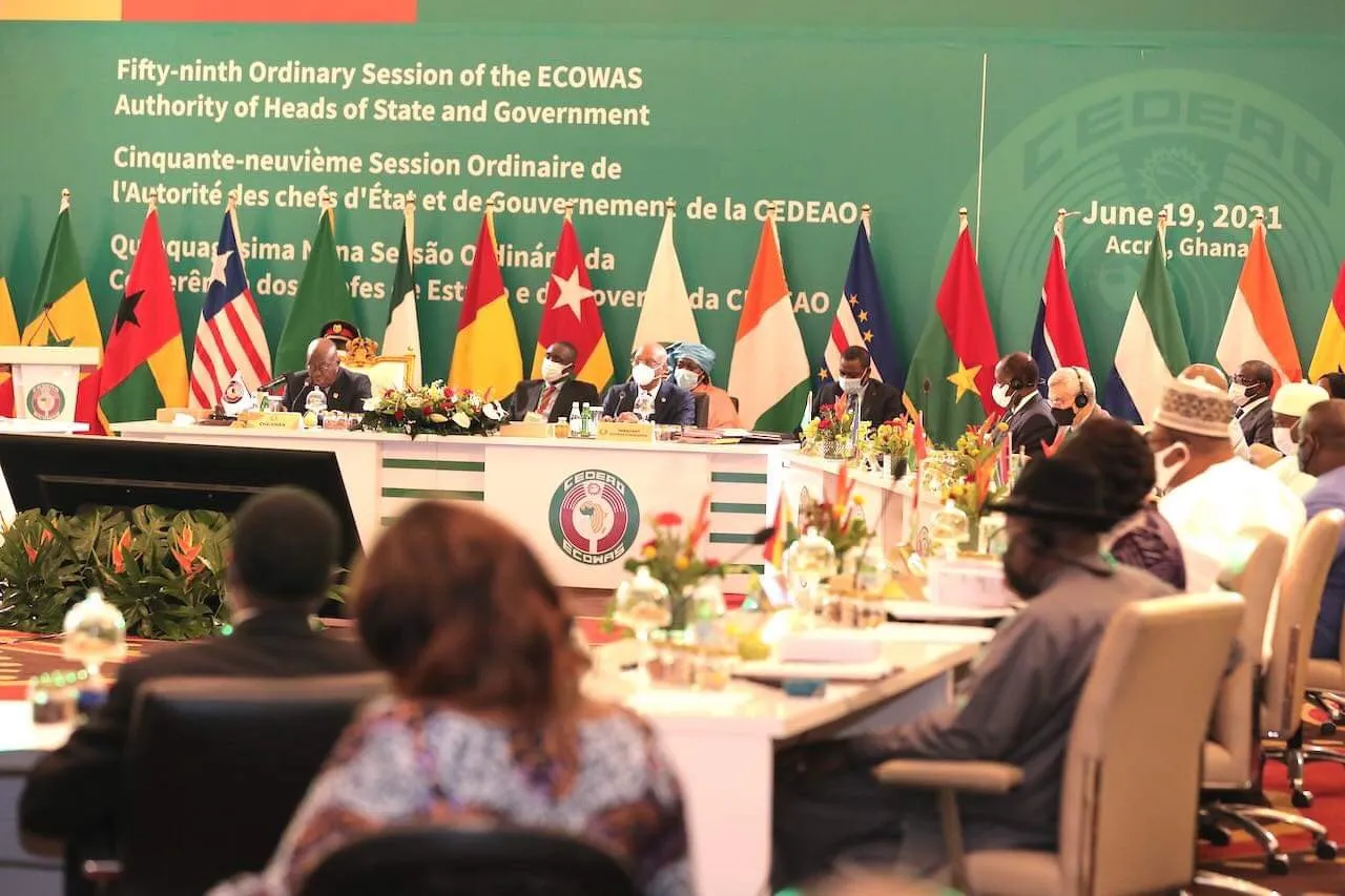 قادة "الإيكواس" خلال قمتهم ال59 العادية بأكرا 