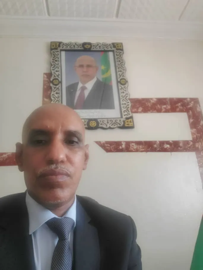 المدير العام الجديد للمعهد الدكتور محمد محمود ولد سيد يحي