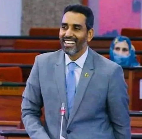 النائب البرلماني محمد بوي الشيخ محمد فاضل خلال مداخلة سابقة 