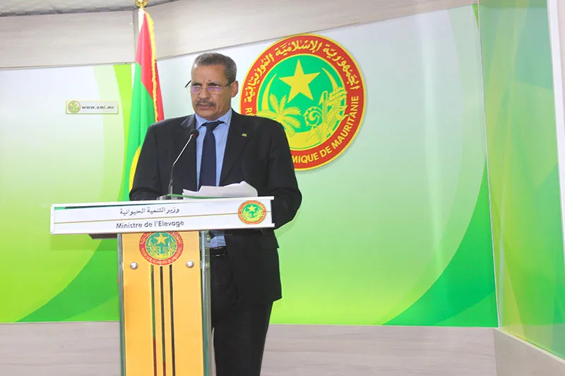 وزير التنمية الحيوانية المرابط ولد بناهي خلال مؤتمر صحفي مساء الثلا?