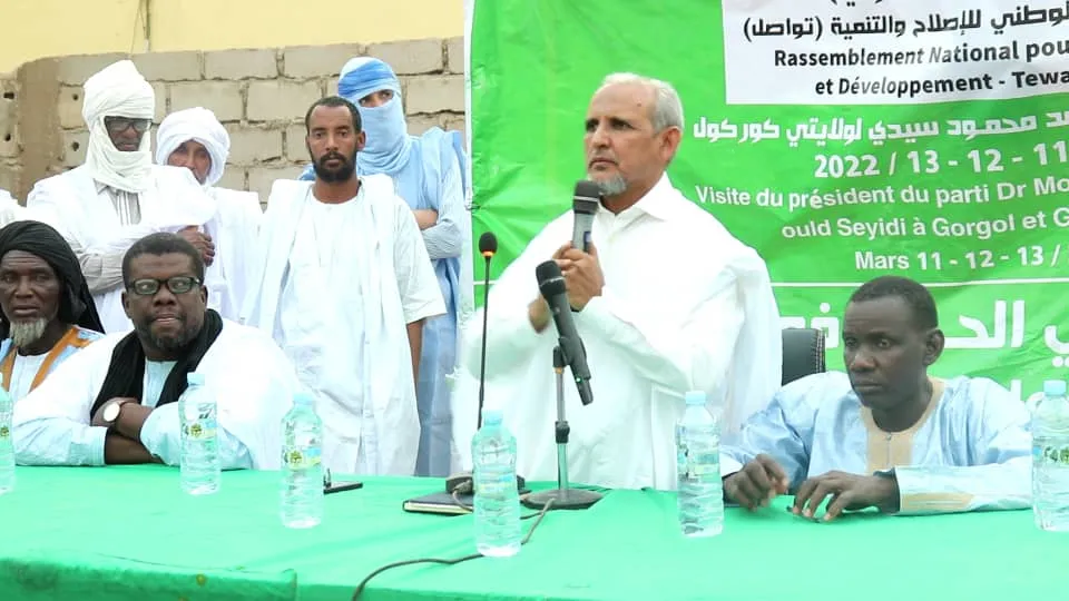 رئيس حزب التجمع الوطني للإصلاح والتنمية "تواصل" خلال كلمته في مهرجان 