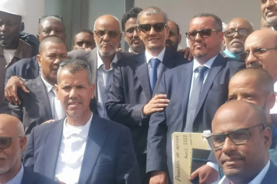 صورة جماعية لحضور النشاط في ختامه
