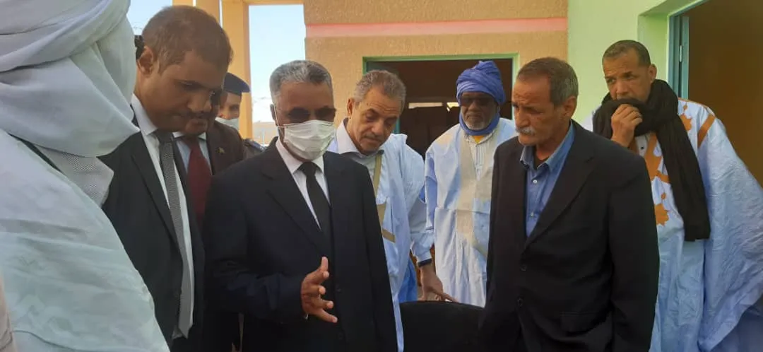 والي الولاية والوفد المرافق له خلال إطلاق العملية اليوم (الأخبار)