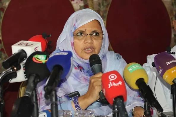 رئيسة جهة نواكشوط فاطمة عبد المالك خلال كلمتها في الحفل