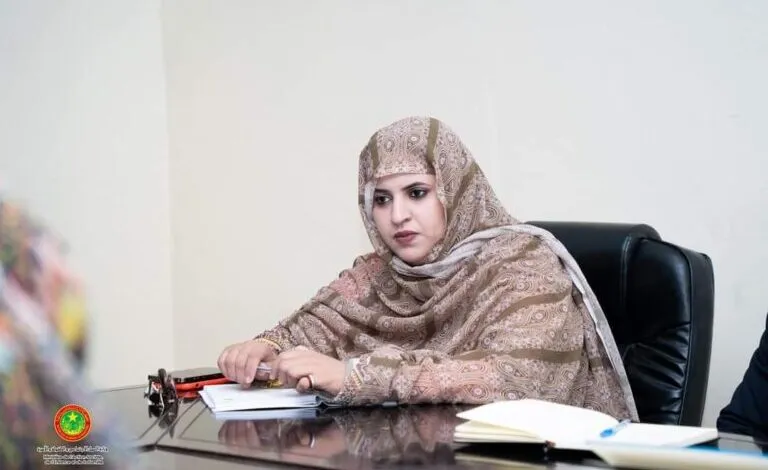 وزيرة الشؤون الاجتماعية والطفولة والأسرة صفية بنت انتهاه