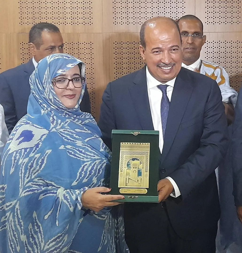 رئيس مجلس المستشارين النعمه مياره، ورئيسة لجنة الصداقة الموريتانية 