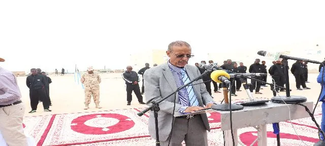  منصة الحفل الذي أقيم اليوم بلواخ بمناسبة تخرج الدفعات الثلاث (وما)