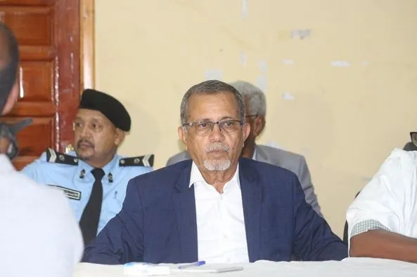 وزير الزراعة يحي ولد أحمد الوقف خلال اجتماعه مع المنتخبين وممثلي الم