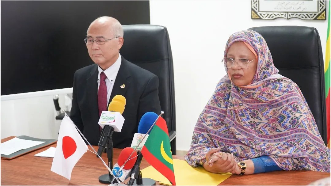 مفوضة الأمن الغذائي، والسفير الياباني خلال حفل الإعلان عن التمويل