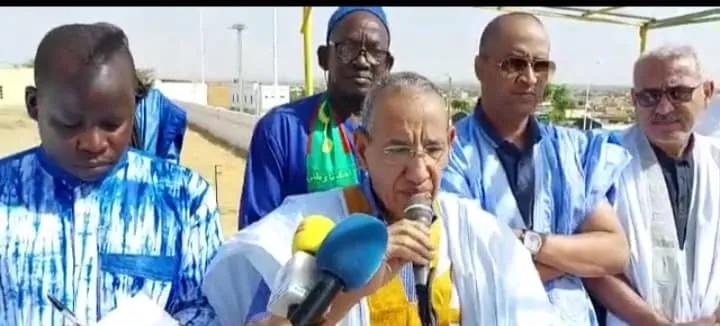 والي كوركل خلال حديثه أمام المشاركين في المسيرة