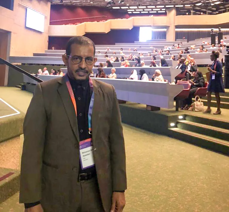 صورة لمحمد يسلم عبد الله رئيس جمعية إيثار الخيرية للتكفل بمرضى السرط