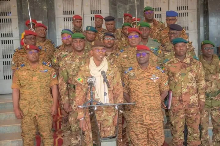 وزير الدفاع المالي ساديو كامارا في تصريح بعد استقباله من طرف رئيس بو?